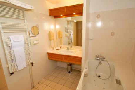 Hotel La Chaum'Yerres Chaumes-en-Brie 外观 照片